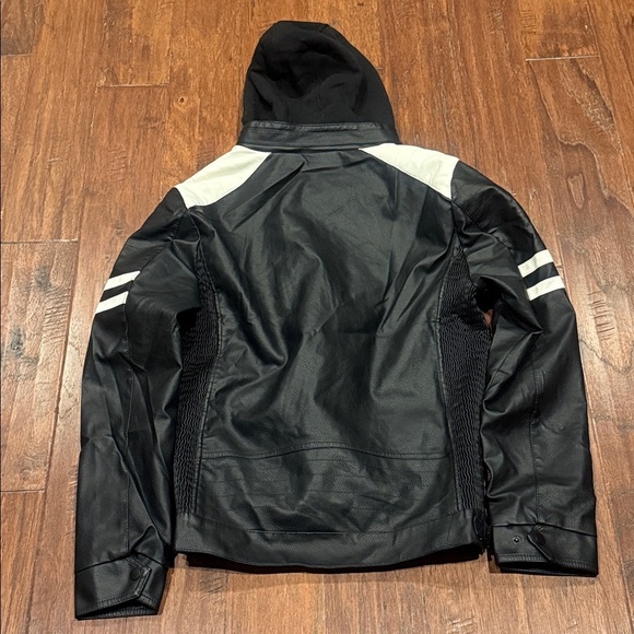 NWT! Medium Black and White Hooded Men's Jacket - Picture 8 of 9
